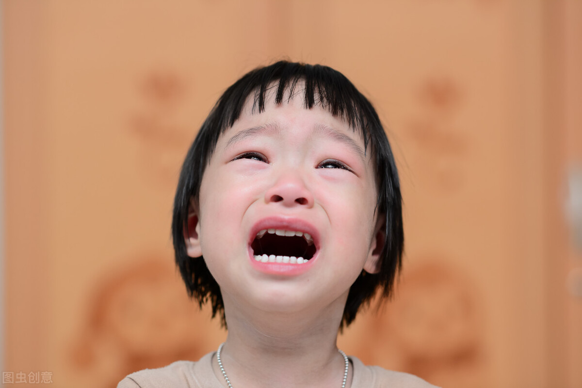 孩子不讲理，喜欢谈条件，家长要注意：别再用这个句式