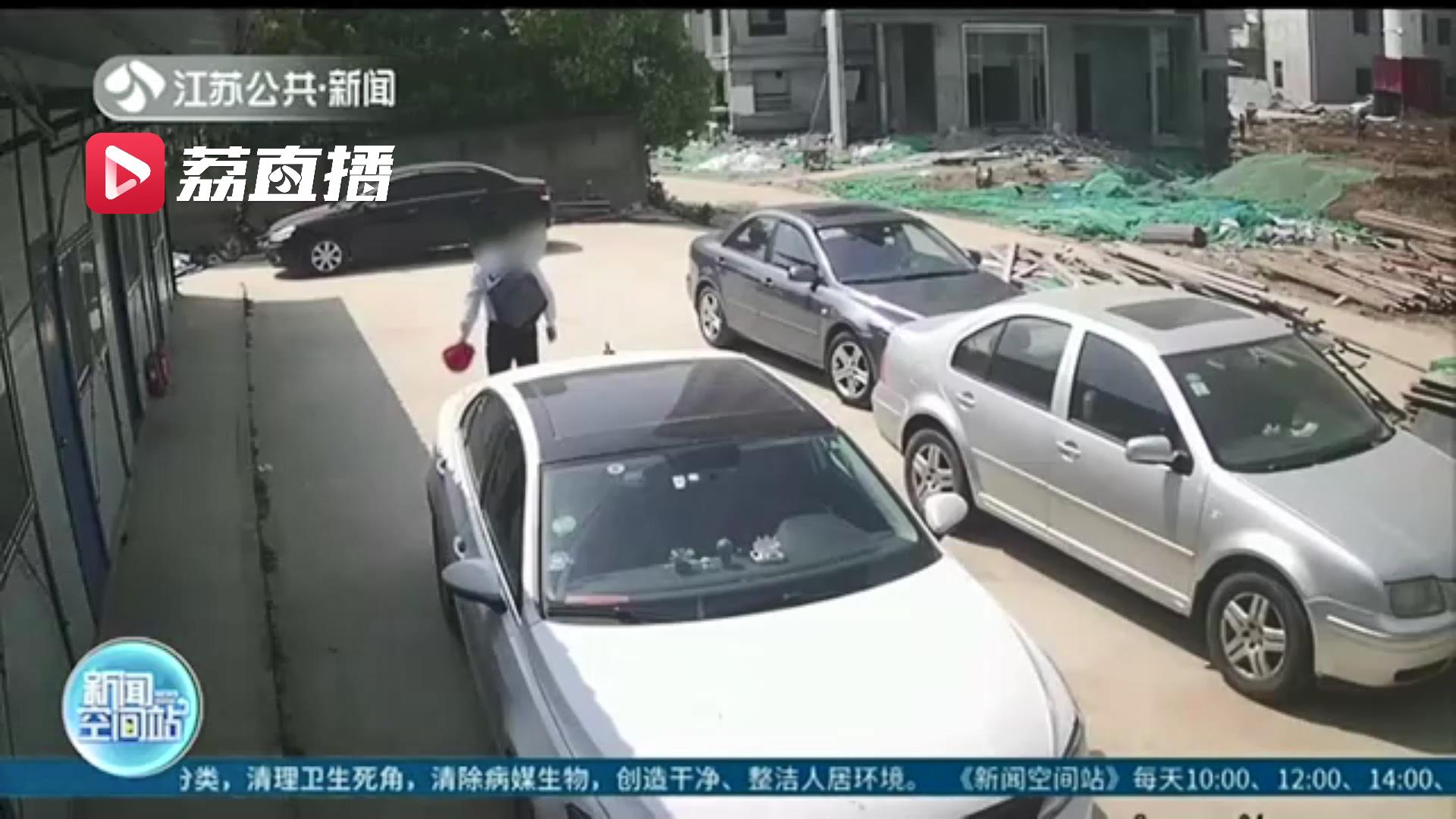 电梯■好一个“内行看门道”电梯装修工假借工作偷配件获利