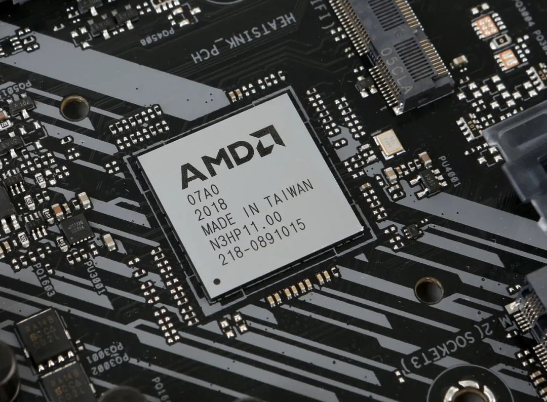 定位最低的AMD主板都支持DDR4 4000、高端SSD？A520芯片组首测