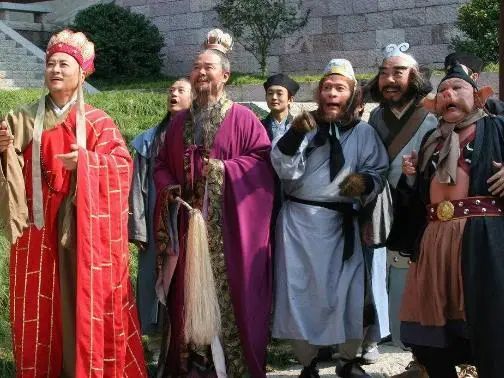 孙悟空为何要推倒人参果树？猴哥用火眼金睛，