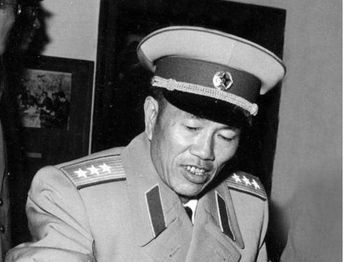 第四野战军，下辖4个王牌军团，军长都是谁？后