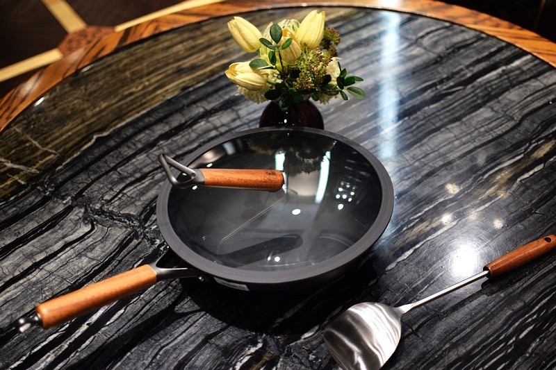 复刻千年传承的铁器 三禾窒氮轻铁锅