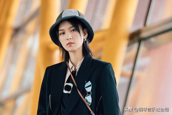 音乐风云榜：超女的狂欢，流量的聚集，十大金