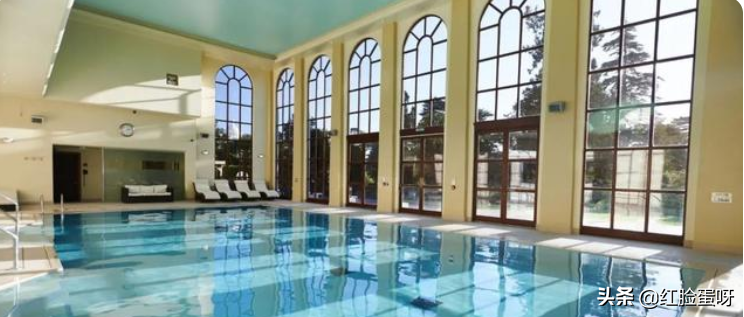 带你走入印度首富穆克什·安巴尼的豪华生活