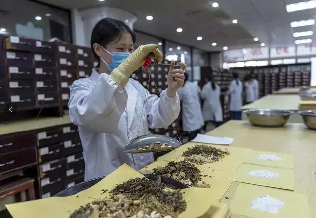 “3药3方”治疗新冠肺炎效果好！除了中医药，新冠康复还有奇招