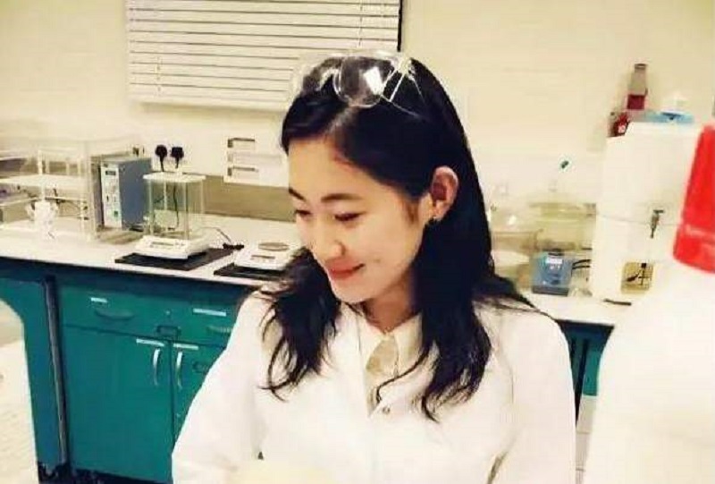 高考神童何碧玉，14岁高考以750分上清华，如今却定居美国搞科研