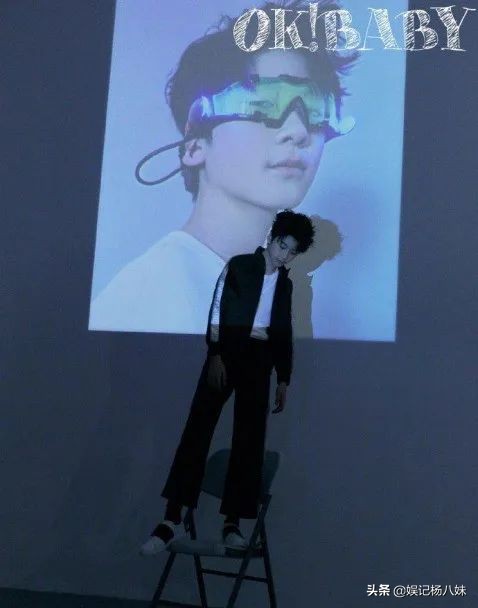 萌娃走星路：嗯哼表演音樂劇，多多何炅排練話劇，天天當模特
