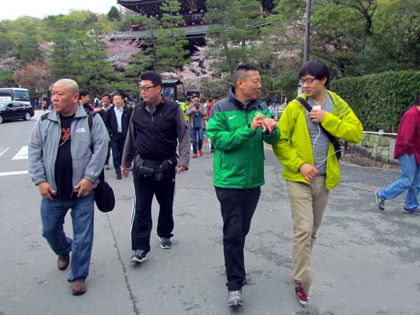 日本琦玉助威北京国安足球队亚冠赛（图）