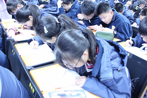 张家港外国语学校国际文化艺术节——语奥走进神秘的非洲