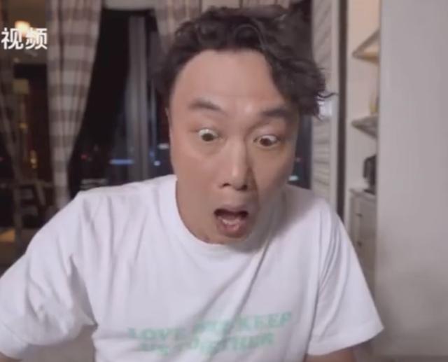 劉嘉玲曬生日照，陳奕迅女兒陳康堤現身，穿露肩裝亭亭玉立氣質佳