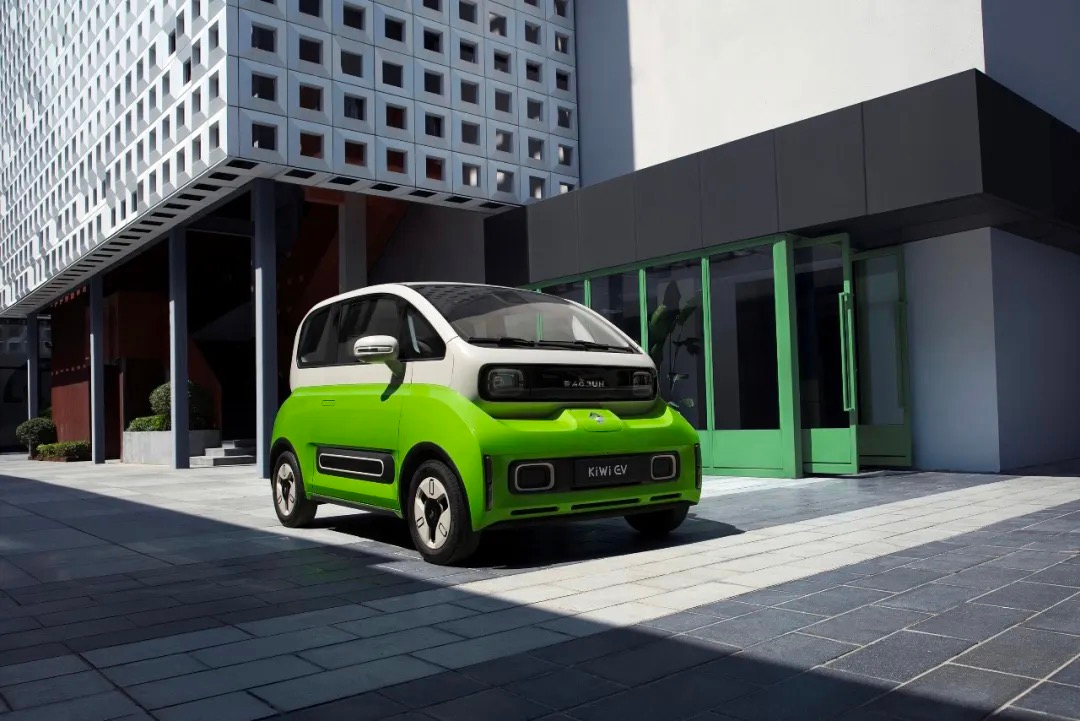 宝骏KiWi EV公布六款车身颜色；吉利缤瑞新增入门版车型上市