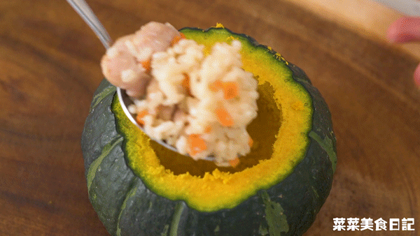 I love to eat this way when it's cold!  It’s so hot that the bowls don’t need to be washed
