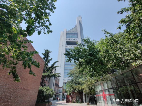 一加7 Pro全面评测:新晋机皇“没什么好说的 这很一加”