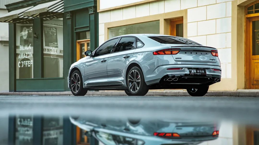 吉利星瑞加推时空版，有性能车那味儿了