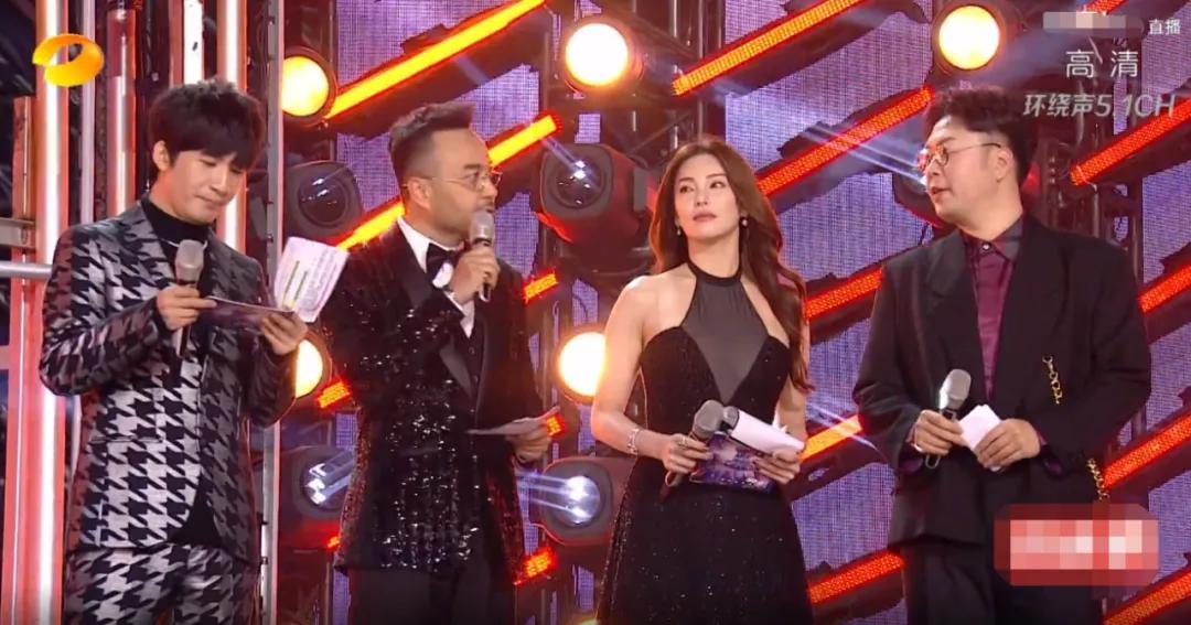 湖南跨年晚会暴露明星真实状态：谢霆锋素颜状