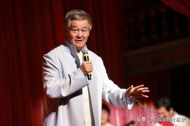 高秀敏至死不与赵本山和解，赵本山到她葬礼上："妹呀，哥来晚了"