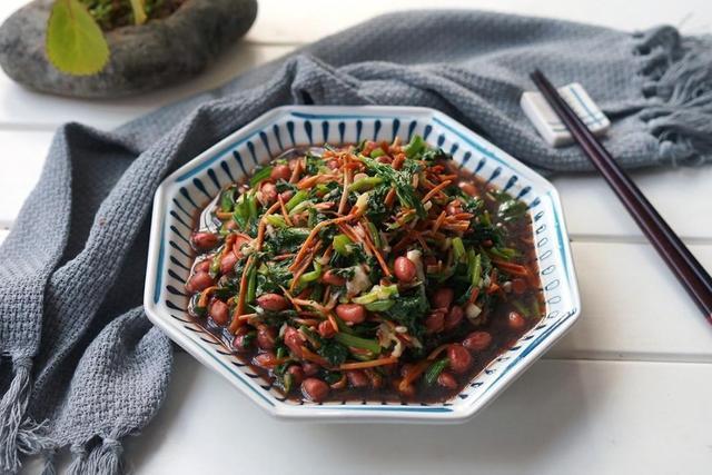 24 recommended home-cooked dishes, selected good taste, nourishing and easy to learn, take the time to make it for your family