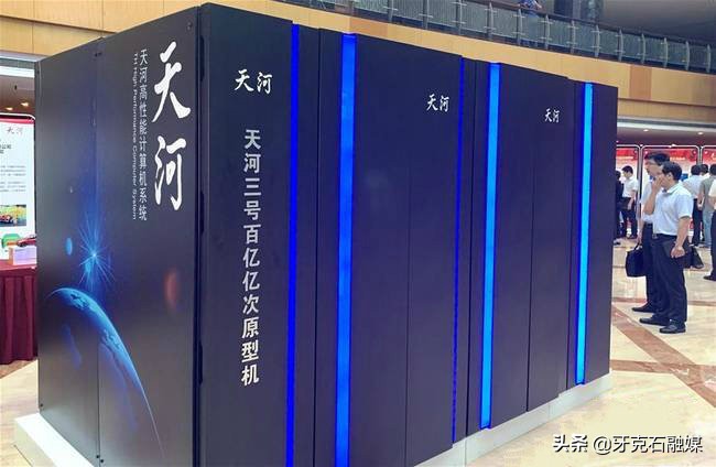 坚定创新自信，习近平这样勉励科技工作者