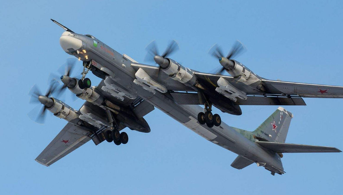 买图 160轰炸机 别听网友瞎忽悠 人家自己都不够