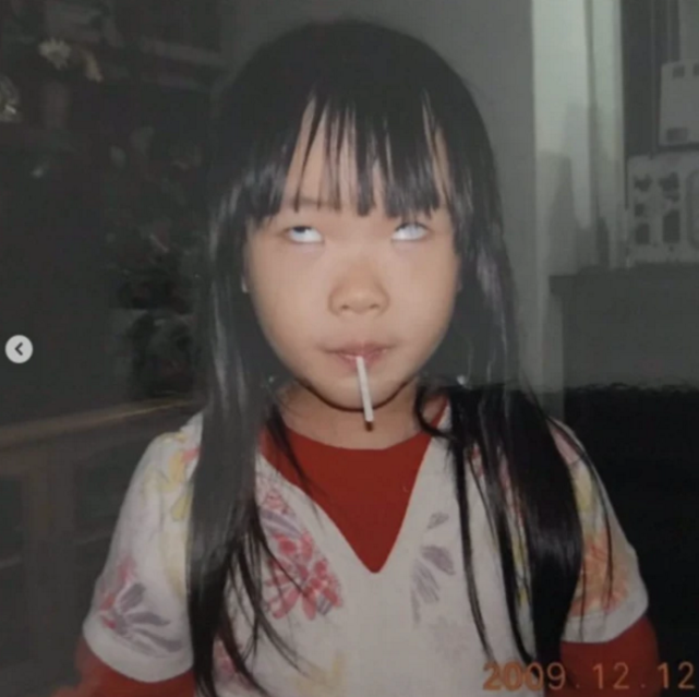 小S許雅鈞甜蜜合照為女兒慶生，把壽星擠邊緣佔C位卻被婆婆搶鏡