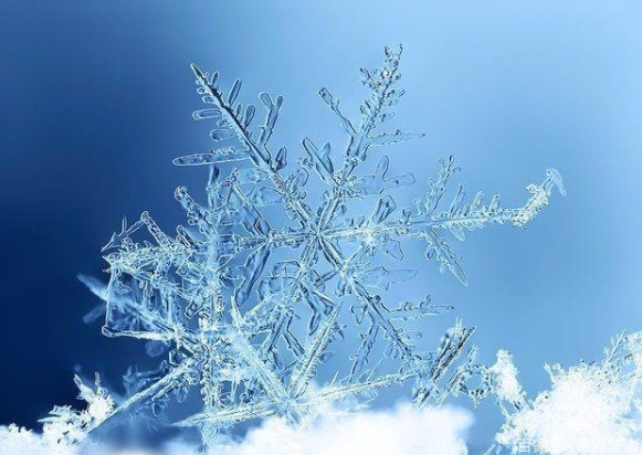 7号超级冰究竟是什么物质？为何能在几小时内冻结地球上的海洋？