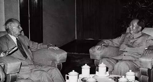 1976年，毛主席逝世，世界各国有什么反应