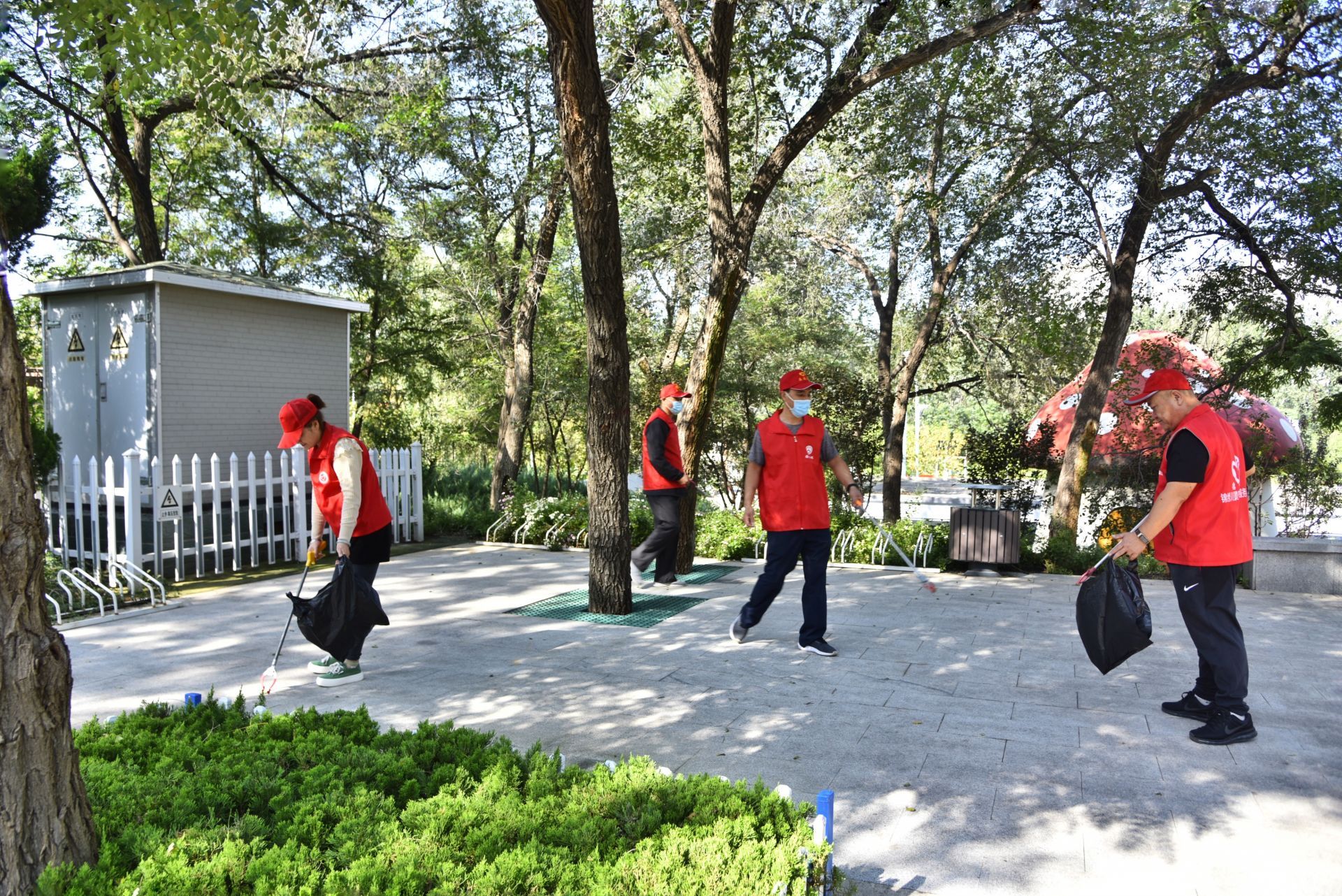 德州市錦繡川景區(qū)開展“百日攻堅”行動助力文明城市創(chuàng)建