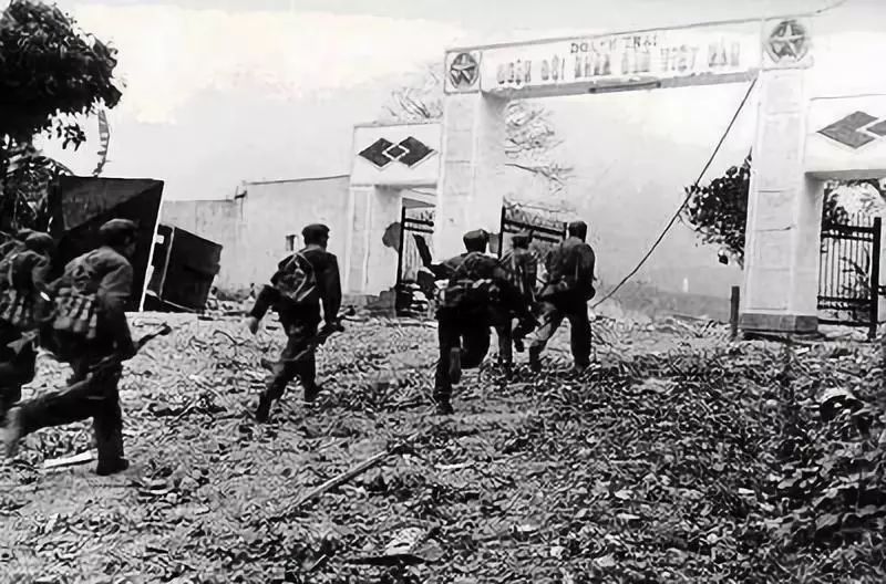 79����Խս���������������װ���Աȣ���֪ʤ�����ö�ô����