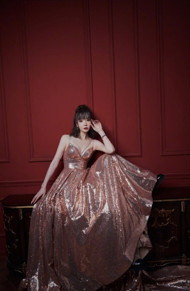 高晓松的前妻原来这么有魅力，虽然看着有网红