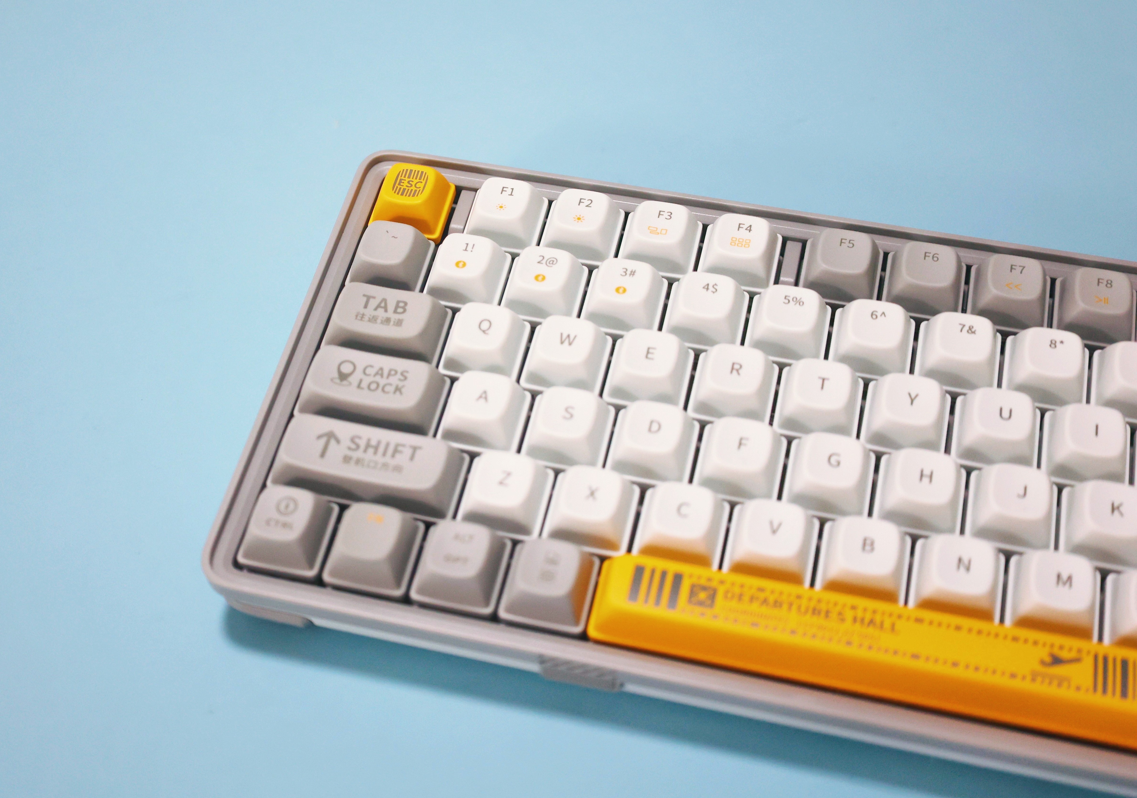 洛斐小浪蓝牙机械键盘评测:有了它都想带出去浪一浪