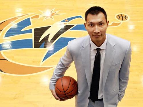 你知道吗？盖帽王易建联的那些“黑历史”太可怕了