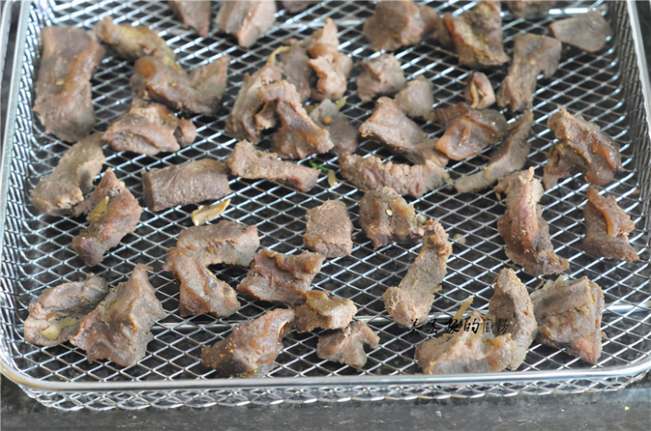 自製牛肉乾，好吃又划算，做法簡單零添加，健身減肥必備
