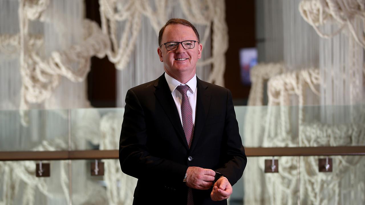 �������������֣��Ի���Ȼ�����ڳԱ񣬰Ĵ���������桰û���ˡ�