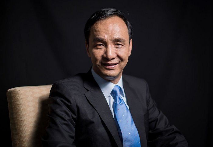 洗刷“政治精算師”形象，朱立倫應去選台南市長，而非國民黨主席？