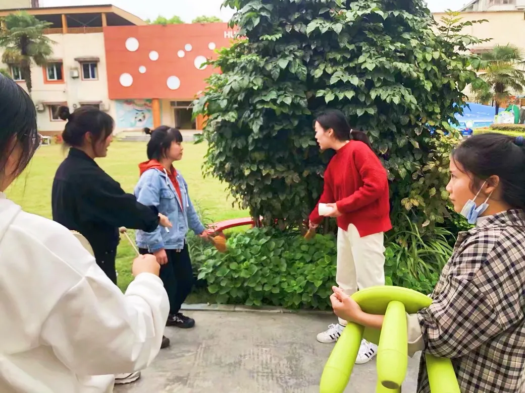 “小游戏”和“大课程”丨天府新区华阳幼儿园户外课程研究组活动