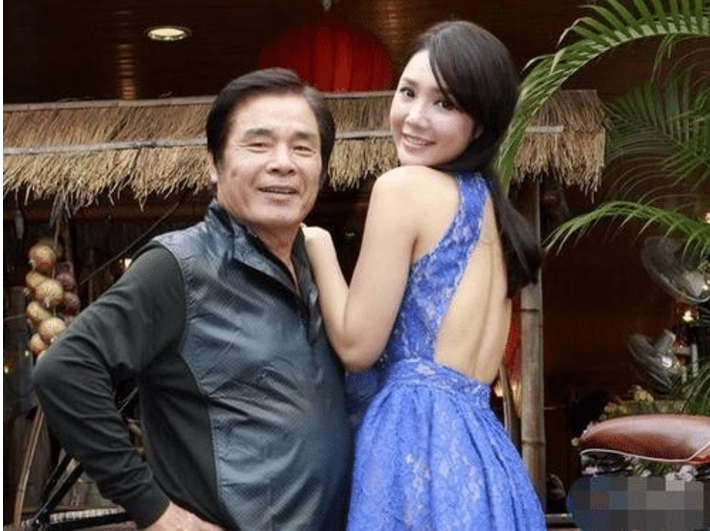 现实版的韦小宝，一生娶了七个老婆，大小老婆