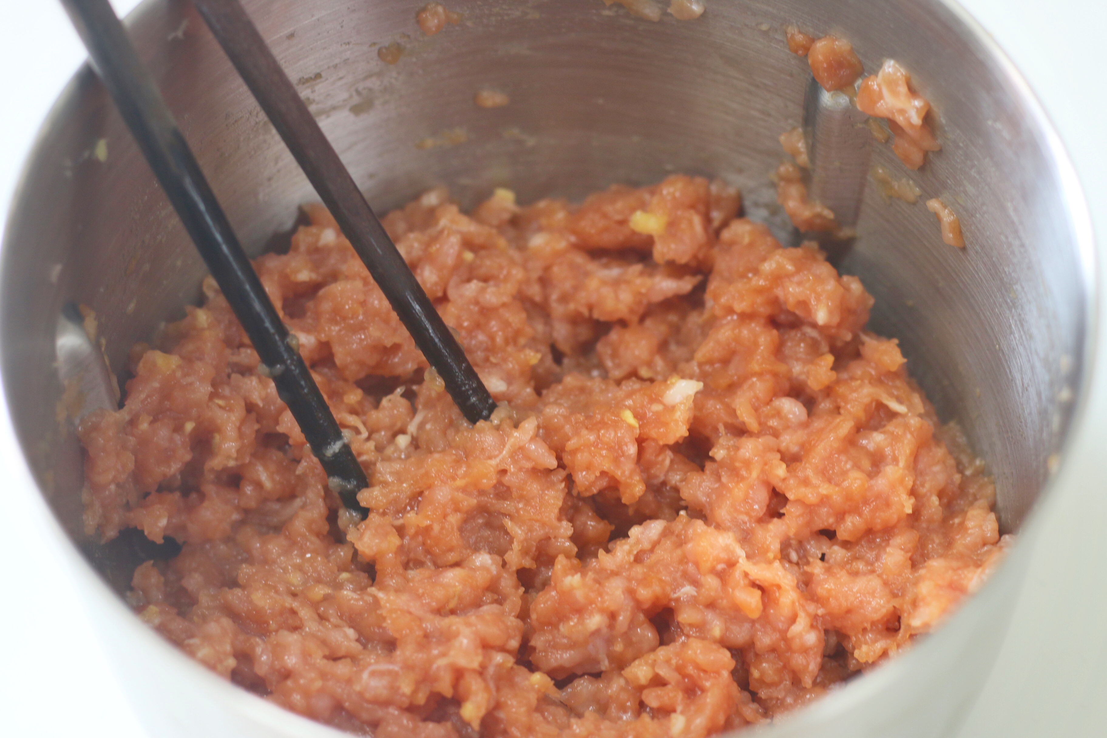 早餐就好這一口，絞點兒肉餡兒就成，跟餃子一樣好吃