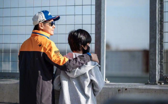 林志穎：除夕夜和老婆端坐高堂，三個兒子依次上前領取過年壓歲錢