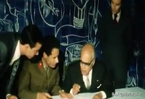 10年了，阿拉伯之春后的突尼斯为什么越混越差？
