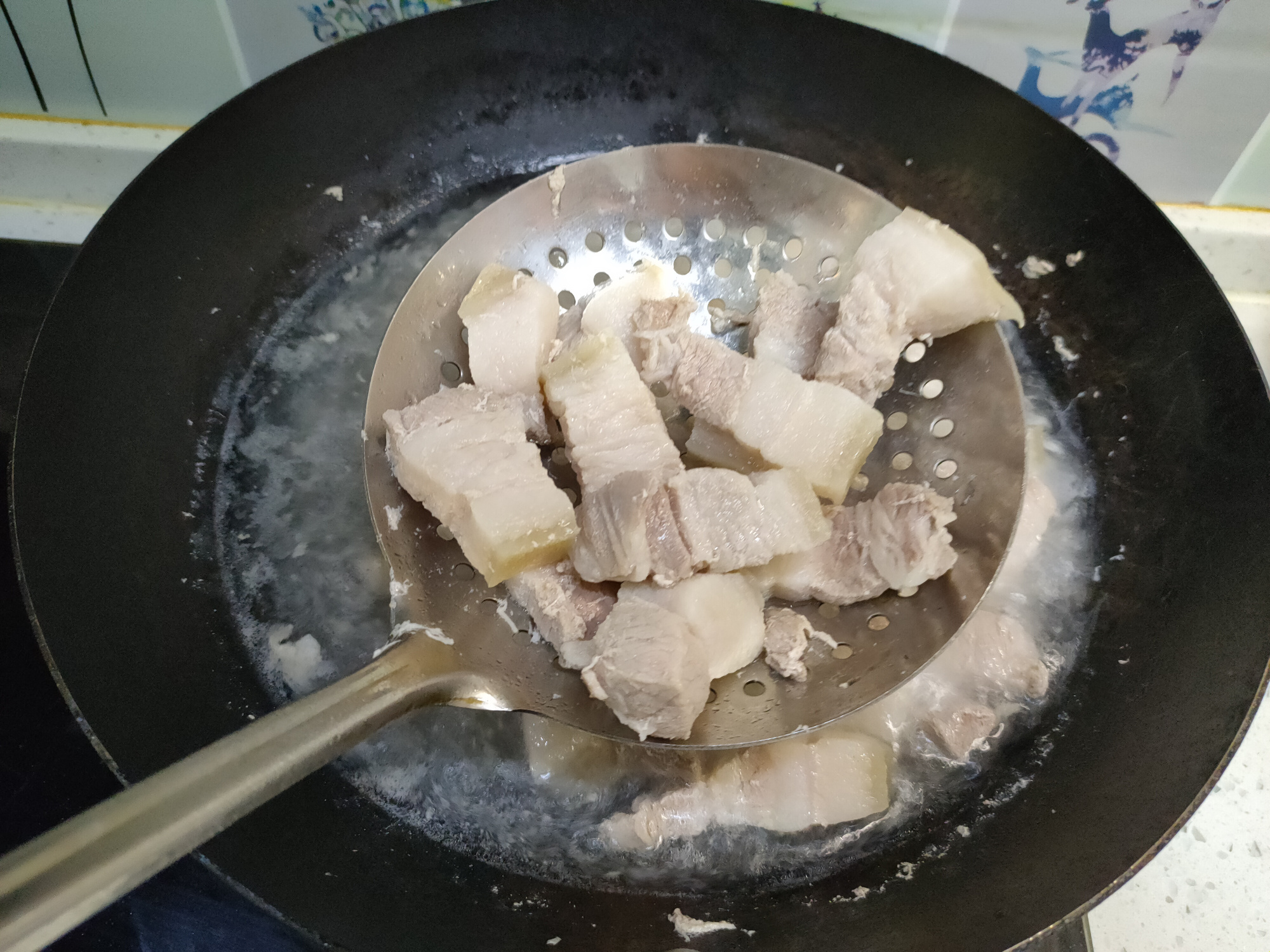 紅燒肉，記住“2不放2竅門”，肉香十足、軟糯入味，不柴不油膩