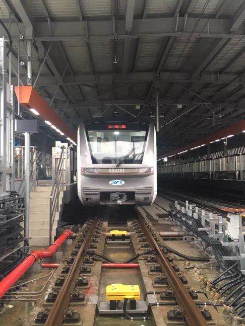 重庆地铁4条线路进入不载客试运行，朝天门和西站有望年底开通