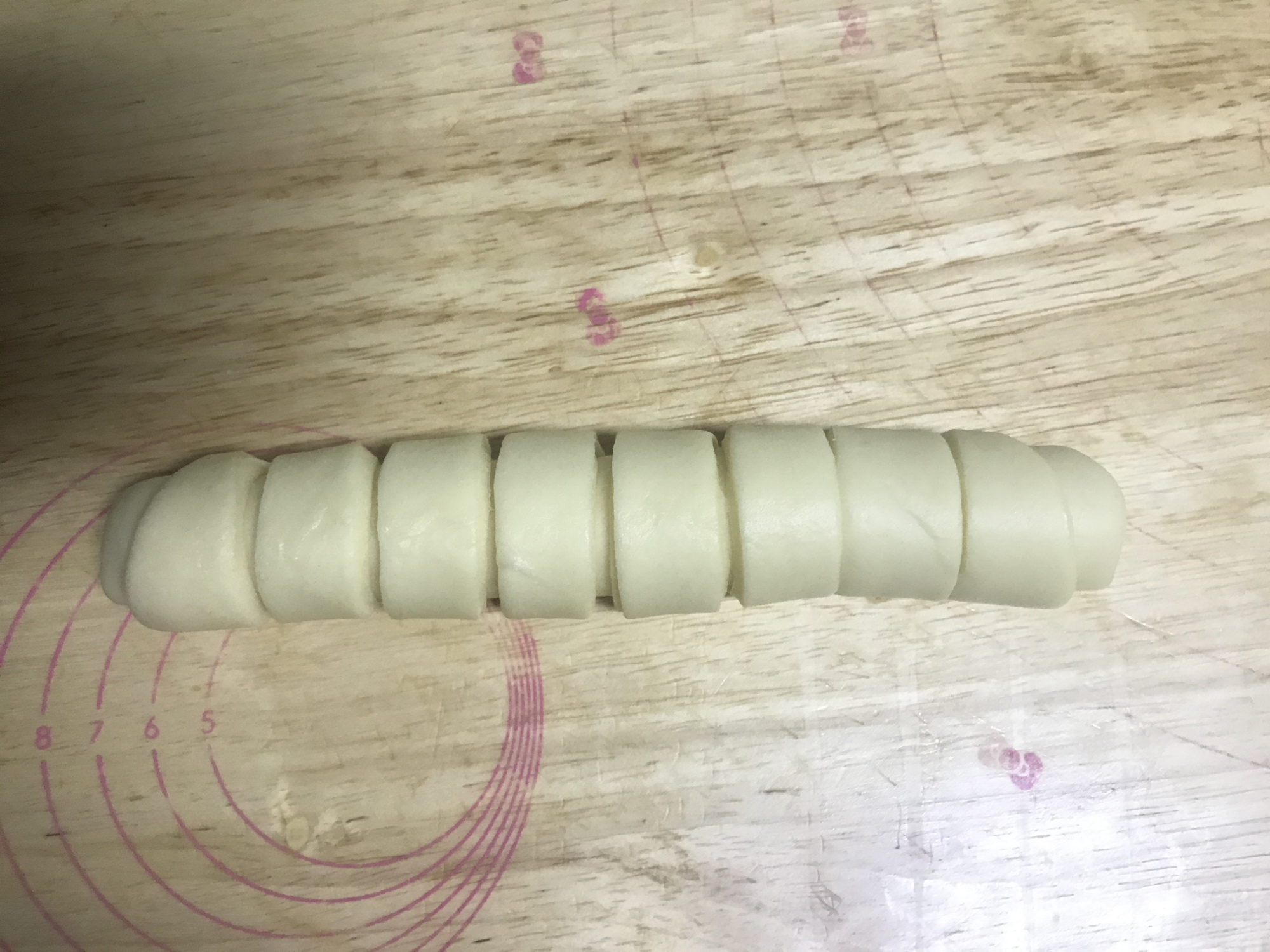 教你不用麵包粉也能做麵包，鬆軟拉絲，放3天也不硬，比買的好吃