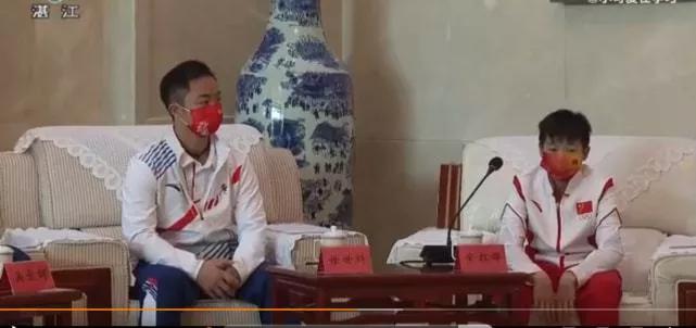 终于现身了，全红婵受湛江市领导接见，回村时关注度太高