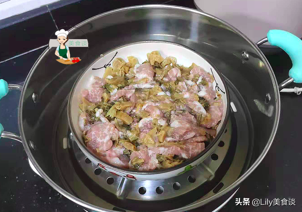 三伏天多吃蒸菜养人，这菜蒸一蒸，15分钟就出锅，鲜香营养不上火