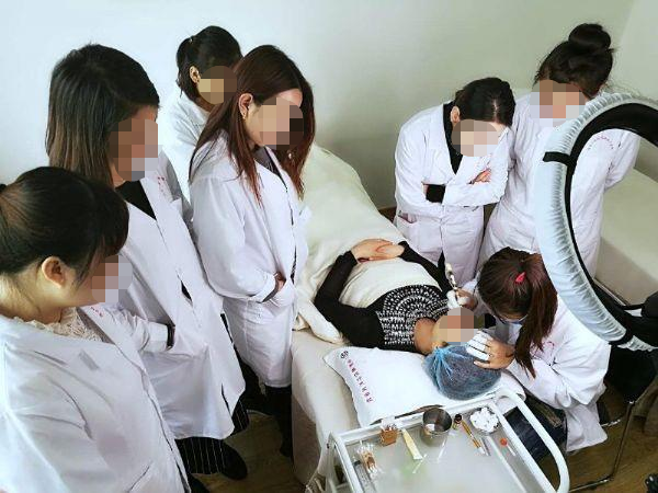 下一个十年,医美会不会成为“00后”选择的爆款专业?