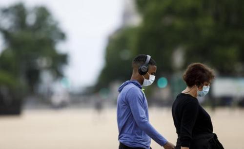 研究：只有大多数人感染新冠病毒后，气候才会