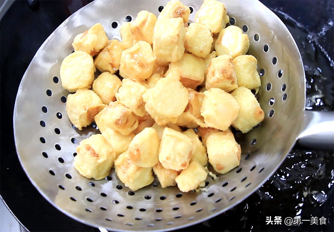 图片[7]-【拖烧豆腐】做法步骤图 豆腐入口即化 外皮酥脆-起舞食谱网