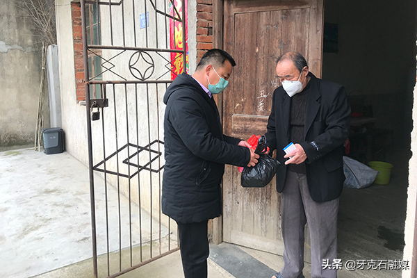 从一段对话读懂习近平对基层党建的思考