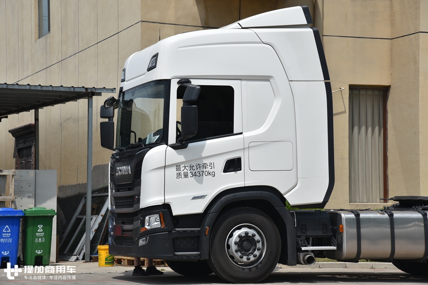 斯堪尼亚的国六入门车型,特别适合快递运输,据说