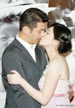 “二婚好女人”贾静雯：遇见修杰楷，才明白，真爱比豪门可靠